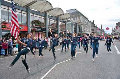 Dancewave troupe wows them in Scotland