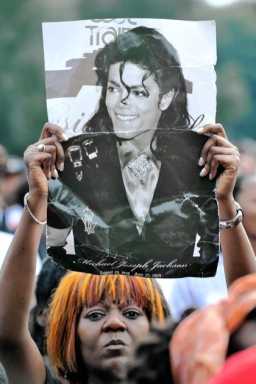 Thriller! Spike Lee honors the King of Pop again