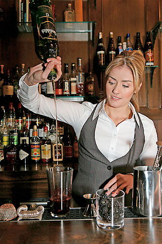 Ladies night! Clover Club reveals its secrets — but only to women
