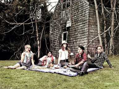 Mia Riddle brings her band to Union Pool next week