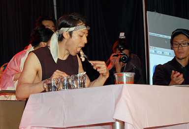 Kobayashi, now an eating free agent, loses bid for Guinness fame