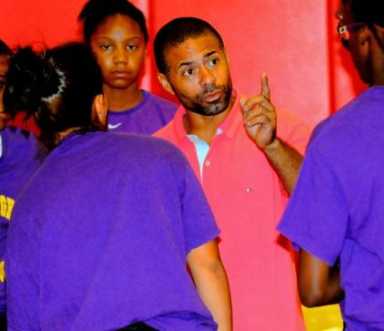 Lions ride Ratliff to season-opening win