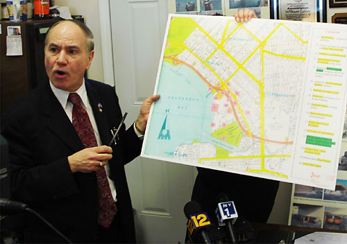 Hurst pulls out big guns vs. trash site