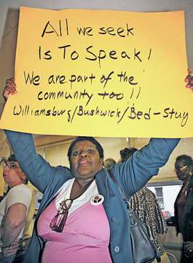 Judge to city: ‘Stay’ out of Broadway Triangle