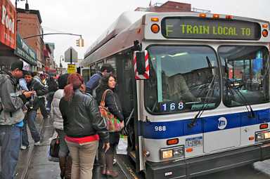 F’d! Pickpockets prey on shuttle bus riders