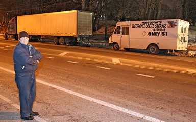Truck sleepovers irk residents