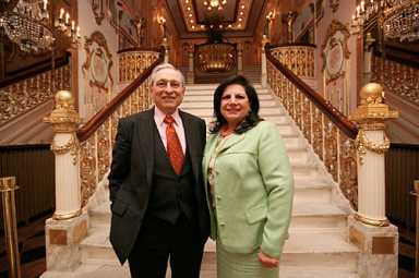 ‘Grand’ threat? Hotel plan includes not-so-subtle warning