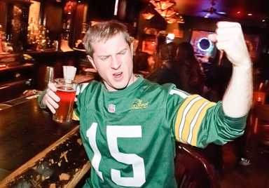 ‘Super’ parties at rival Cobble Hill bars