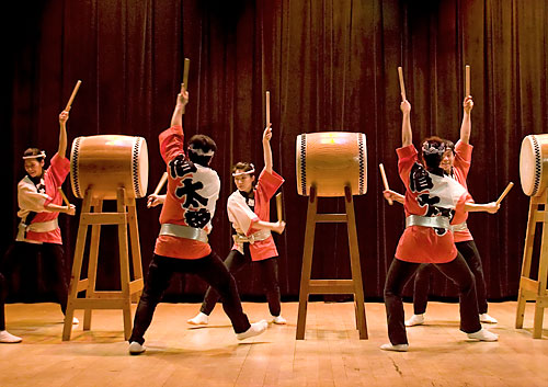 Drum majors! Soh Daiko troupe takes banging to the next level