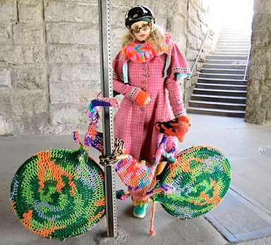 Agata Olek pimps her ride again