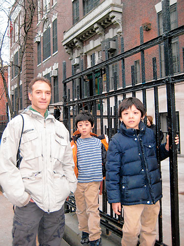 PS 8 parents demand a middle school in the Heights