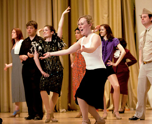Broadway in Brooklyn! Narrows Community Theater does ‘42nd Street’