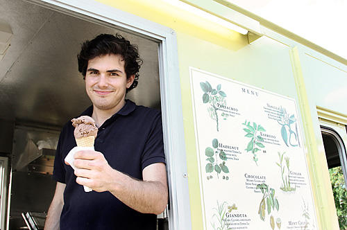 Keep on truckin’! Food vendors will fill Grand Army Plaza on May 22