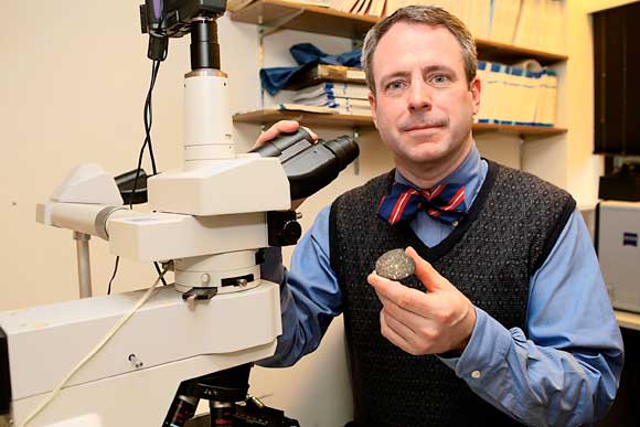 The rock jock! Bklyn professor discovers a whole new mineral