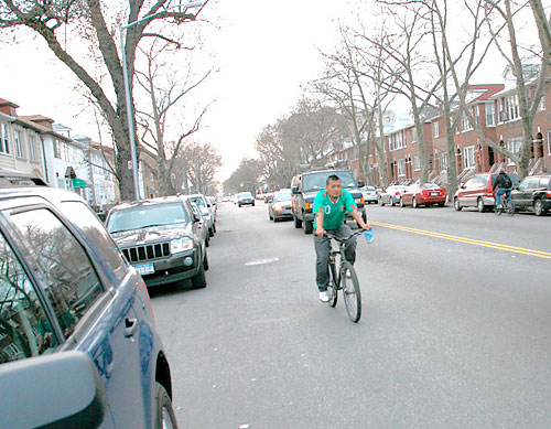 Bay Ridge pressures city to kill bike lane