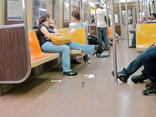 Report: Bay Ridge’s lone subway train is a reeky rail