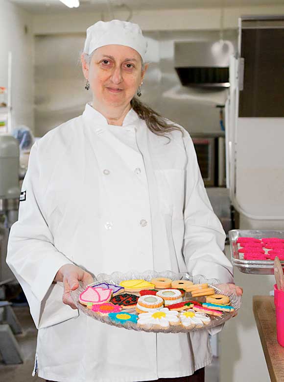 Blind baker makes one heck of a cookie