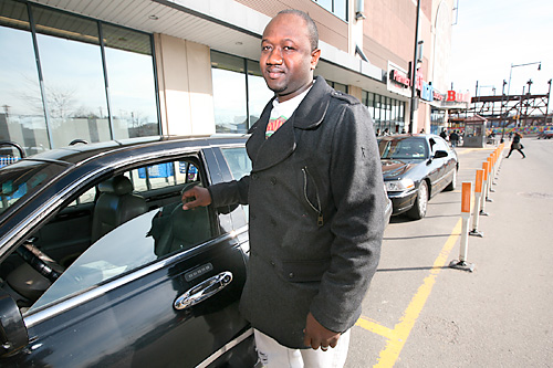 Hey, taxi! Brooklynites may soon get to hail metered livery cabs