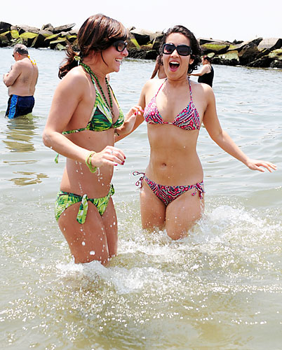 New report: Brooklyn’s swimming waters are filthy!