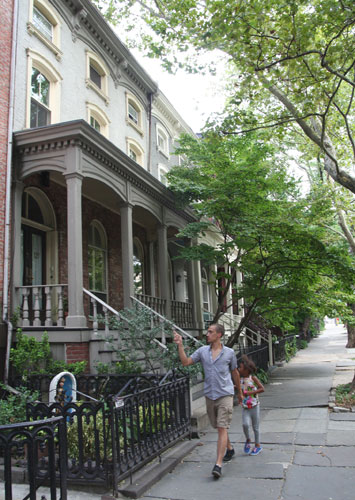 ‘Civil’ obedience! State designates Wallabout as a historic district