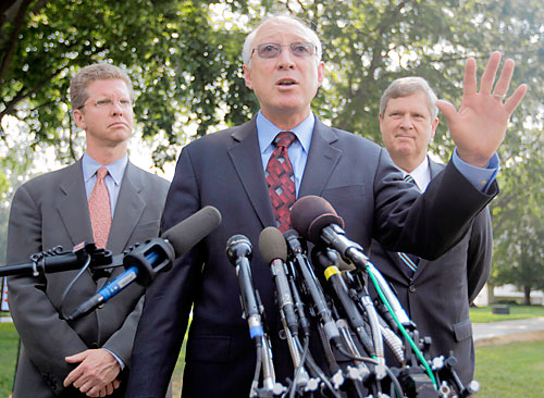 Feds plan massive urban campsite at Floyd Bennett Field — with private help