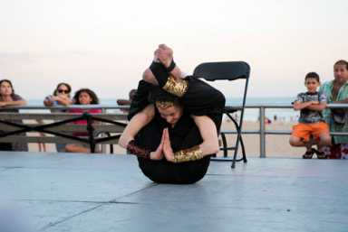 Coney unleashes the kooks!