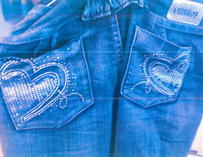 Cops: Jeans may help cops identify murdered woman