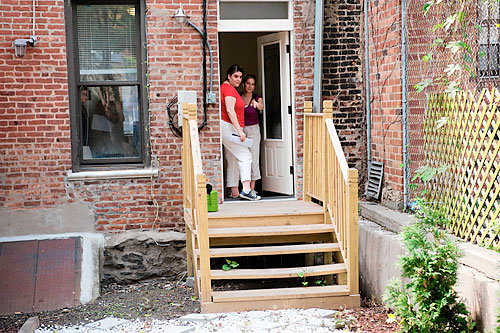 Firms stage apartment crawl