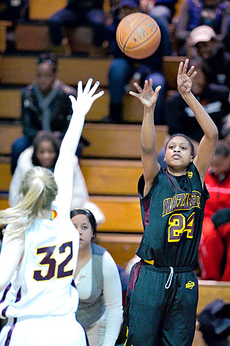 Nazareth’s Ali ends up at Kentucky