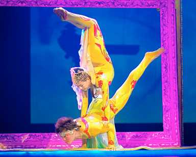 The ‘Center’ of it all! Chinese acrobats, Russian dancers, flamenco dancers and more