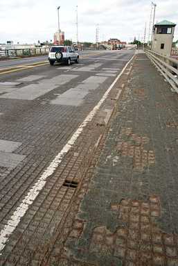 Greenpoint Avenue is latest battleground in the car-cyclist clash