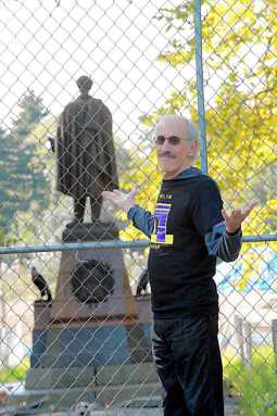 What an affront! City will install Lincoln statue the ‘wrong’ way