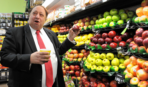 Tomorrow — Fort Greene gets a Red Apple