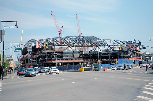 Ice try! Ratner now says he wants Islanders at Barclays Center