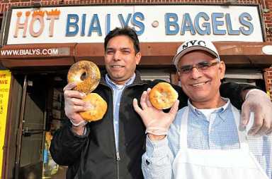 Hole again! Cab drivers save Coney Island Bialys and Bagels