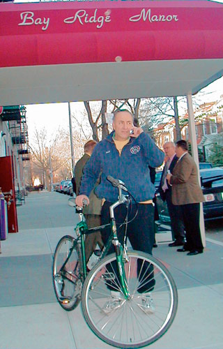 Uneasy rider! Famous cyclist Schumer ignores our questions about bike lane