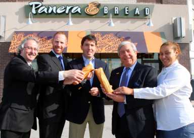 Ready to roll: Panera Bread opens at Kings Plaza