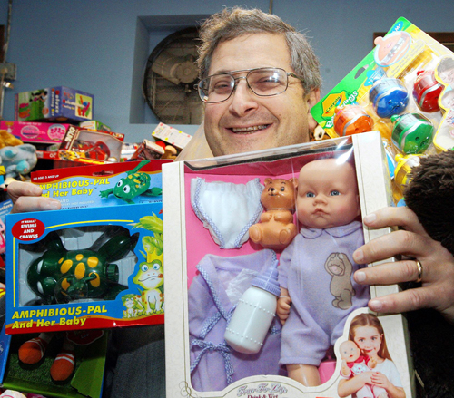 Fidler puts Santa out of work!