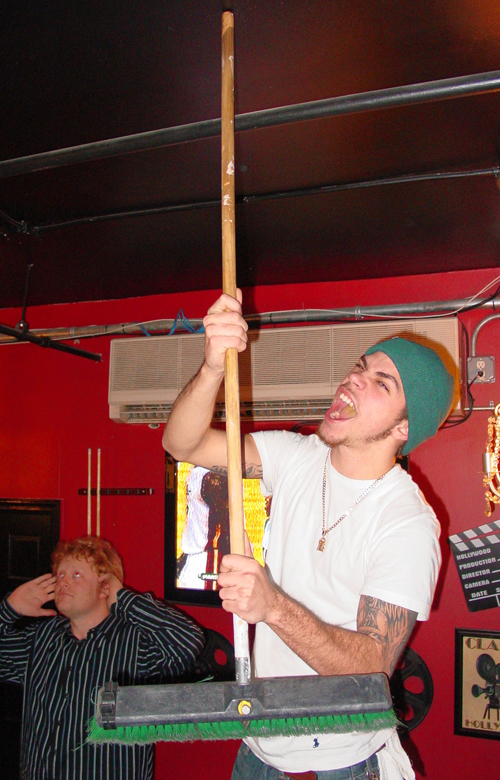 Noisy Greenpoint bar sues over noisy neighbors