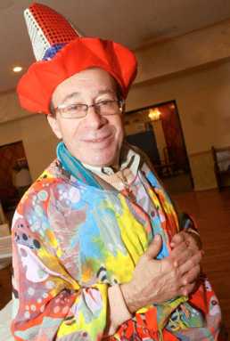 Kids and parents celebrate Purim through theater!