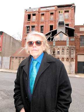 Judge delays auction of Broken Angel