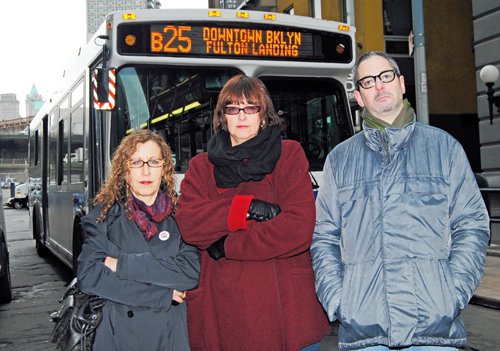Bus, stop! DUMBO residents protest B25 route