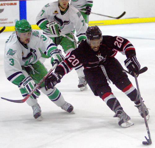Aviator coach: We’ll break the ‘Hex at the Hangar’