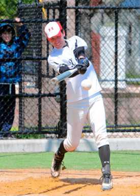 CB15 trounced! Neighborhood group beats board 20–9 in softball game