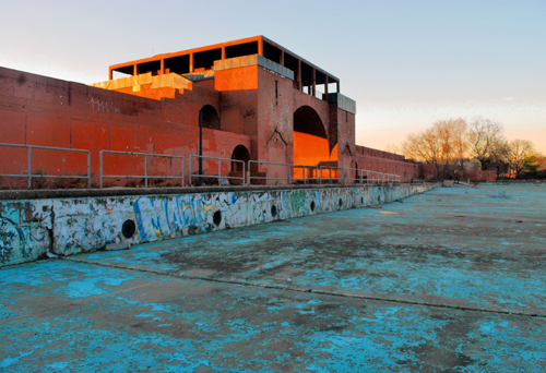 Photo pool: Greenpoint artist shoots McCarren Park relic
