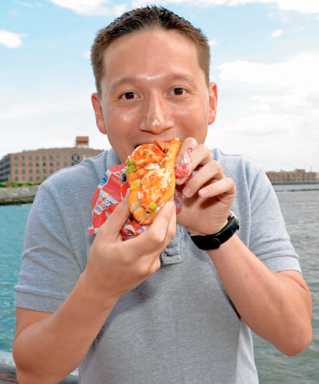 Log in and dine out at this web-influenced food festival