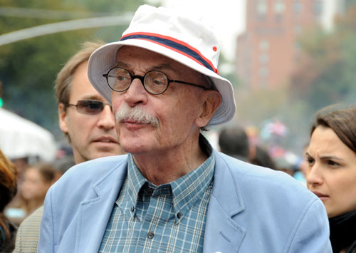 ‘Dean’ of boro journalism Dennis Holt dead at 77