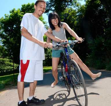 Brooklyn’s adult cycling instructor teaches grown-ups how to bike
