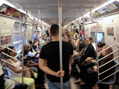 Commuters question Q’s top ranking in subway contest