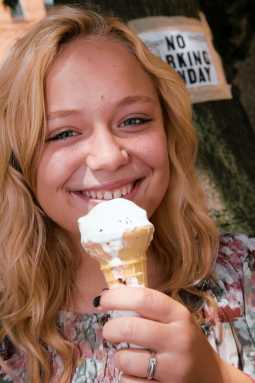 Brighton rocks! Neighborhood enjoys music and food fest